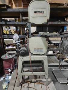 lot 49292 image: Ridgid BS14000 Professional Band Saw&nbsp