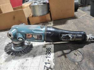 lot 49316 image: Dynabrade Industrial Pneumatic Right Angle Wire Brush&nbsp