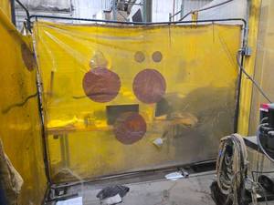lot 34396 image: Industrial Welding Curtain with Frame&nbsp
