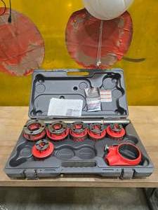 lot 34398 image: RIDGID Manual Pipe Threading Set with Dies&nbsp