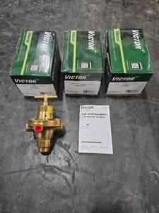 lot 34438 image: (3) Victor Type P Gas Pressure Regulator 5641-8484&nbsp