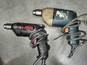 lot 49456 image: Used Power Tools - Skil and Black &amp Decker Drills