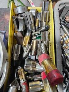 lot 49363 image: Industrial Threading Tool Collection&nbsp