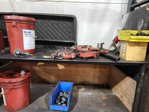 lot 49368 image: Ridgid Pipe Threading Dies and Parts Set