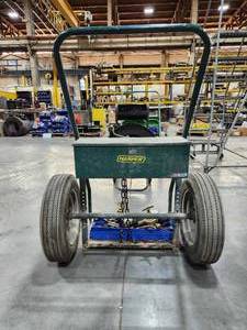 lot 49383 image: Harper Industrial Gas Cylinder Cart