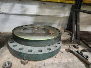 lot 49414 image: 30-inch Industrial Steel Flange Assembly