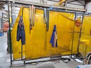 lot 48728 image: (3) Industrial Welding Protection Screen System&nbsp
