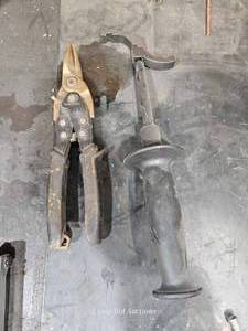 lot 48737 image: Used Bostitch Aviation Snips and Oil Filter Wrench Set&nbsp