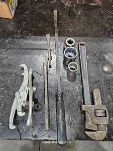 lot 48746 image: Vintage Professional Hand Tool Collection