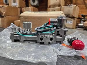 lot 48817 image: Versa Industrial Solenoid Valve Assembly