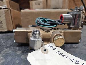 lot 48818 image: Versa Industrial Control Valve Assembly
