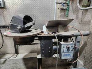 lot 20263 image: Leeson Speedmaster Industrial Rotating Table System