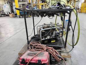 lot 20269 image: Industrial Hydraulic Torque Wrench System with Cart&nbsp