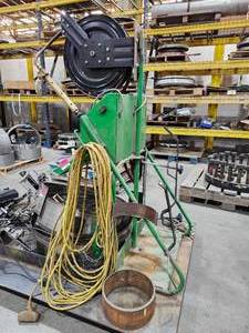 lot 20271 image: Saf T Cart Industrial Gas Welding Cart, Mounted to Steel Pallet