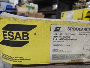 lot 20273 image: ESAB Spoolarc8 Welding Wire 18 (3.2mm)