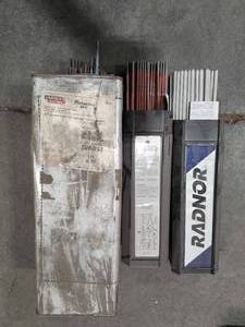 lot 49484 image: Lot of Apollo Industrial Mounting Brackets