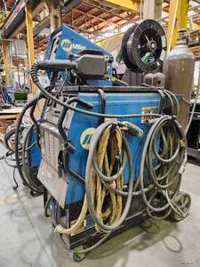 lot 38 image: Miller PipeWorx 400 Multi-Process Welding System