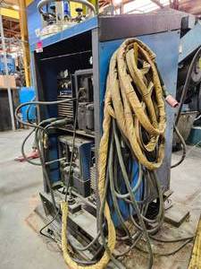 lot 40 image: Miller CST 4-Pack Welding System with Coolmate 3