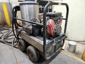 lot 54 image: Industrial Hot Water Pressure Washer