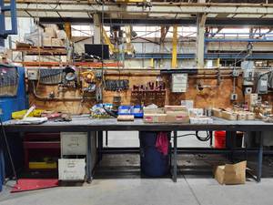 lot 20280 image: Industrial Electronics Testing Workbench with Control Panels, Electrical and Air&nbsp