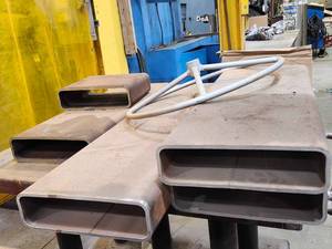 lot 20287 image: Industrial Rectangular Steel Tubing