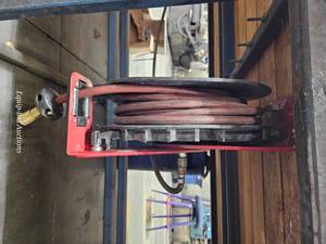 lot 48894 image: Industrial Wall-Mount Air Hose Reel&nbsp