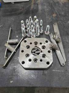lot 34487 image: Industrial Hydraulic Manifold Block Assembly Kit&nbsp