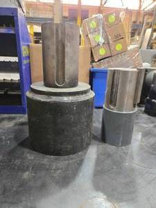 lot 34490 image: Industrial Metal Die Set - Large and Small Size&nbsp&nbsp
