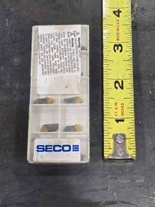 lot 34649 image: Seco 150.10-3N-16 CP600 Carbide Inserts - Box of 10&nbsp