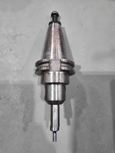 lot 34237 image: CAT40 CNC Tool Holder JM31514