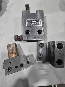 lot 34239 image: Eppinger Industrial Tool Holder B2-40x1