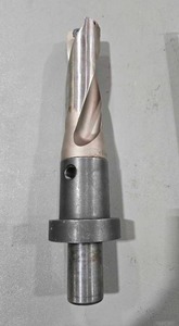 lot 34247 image: Industrial K3DA CNC Drill Bit Assembly