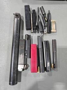 lot 34263 image: Machinist Tool Lot - Boring Bars and Holders&nbsp