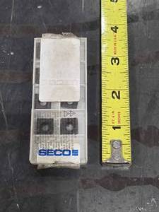 lot 34655 image: Duratom SCGX11T308-P2 DP3000 Carbide Inserts - Box of 8&nbsp