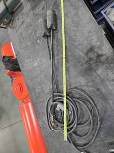 lot 34744 image: Industrial LP Gas Hose with Twin Torch Heads&nbsp
