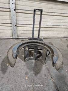 lot 20326 image: Industrial Gear Assembly with Mounting Bracket - 14 inch&nbsp