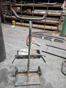 lot 20357 image: &nbspGas Cylinder Cart&nbsp