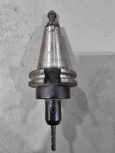 lot 34276 image: CAT40 CNC Tool Holder with End Mill