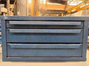 lot 34308 image: Huot 3-Drawer Drill Index Cabinet