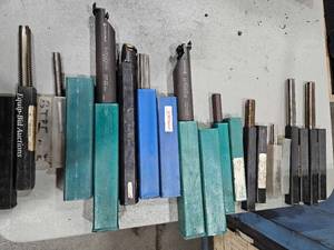 lot 34782 image: Tool-Flo and Vardex Cutting Tool Set with Holders&nbsp&nbsp