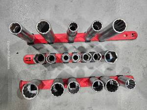 lot 34783 image: Wright Tools Socket Set with Magnetic Rails&nbsp
