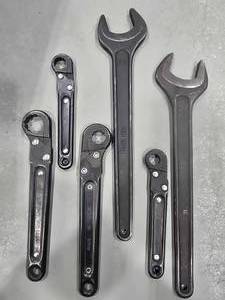lot 36940 image: Professional Mechanics Wrench Set with DIN 894 Specification&nbsp