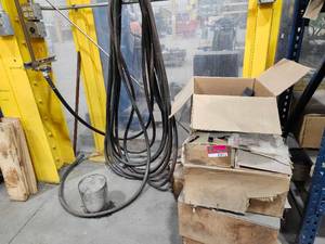 lot 43913 image: Industrial Rubber V-Belts Lot with Storage Box&nbsp