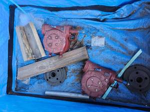 lot 50065 image: Industrial Shut Valves - Lot of 2