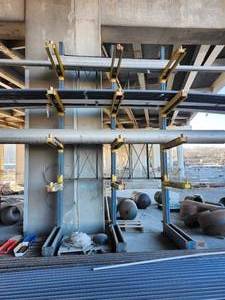 lot 50115 image: Industrial Cantilever Storage Rack System
