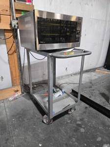 lot 50228 image: Panasonic Genius Sensor 1250W Microwave with Rolling Cart&nbsp