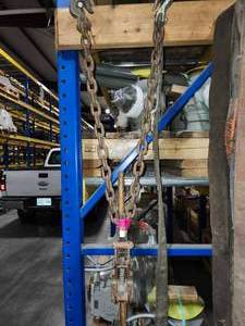 lot 50300 image: 12 Ton Industrial Chain Hoist