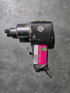 lot 50311 image: Campbell Hausfeld Industrial Air Impact Wrench CL150Z0