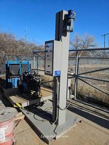 lot 50206 image: ARPAC EZ-002-H Industrial Material Lift&nbsp