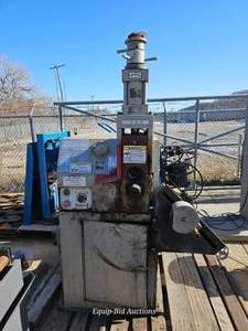 lot 50207 image: Industrial VE-424-MC Hydraulic Tool Co. Machine